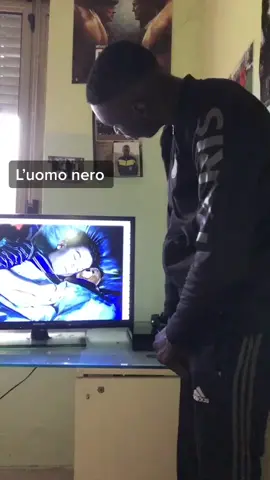 Che vita che deve fare l’uomo nero #smartwork #foryoupage #foryou