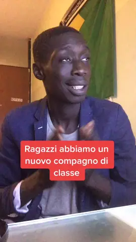 Qundo due ragazzi silenziosi si incontrano #foryoupage #foryou #comic #ironia