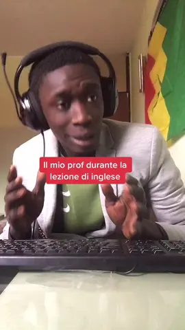 La persona dopo la @ sarà il tuo prof di inglese #foryou #foryoupage #videolezioni #prof