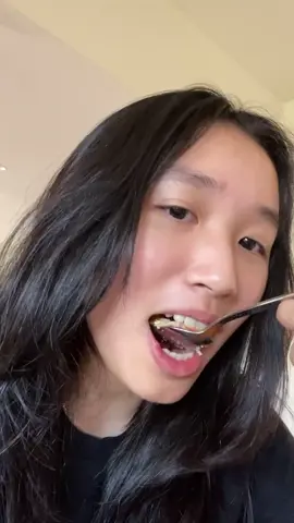 khi @hoang__huynh nấu ăn...