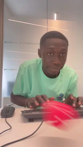 Bro here your frikin’ SIX 🤣 🎲🤣Bro ecco il tuo maledetto SIX!🤣🎲 #learnfromkhaby #LearnWithTikTok #ImparaConTikTok