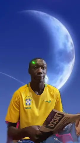 I have to read and you disturb me.🤨(Ps: Guys don’t try this at home Thx Khaby) #greenscreen #learnfromkhaby #learnwithtiktok #imparacontiktok #moon