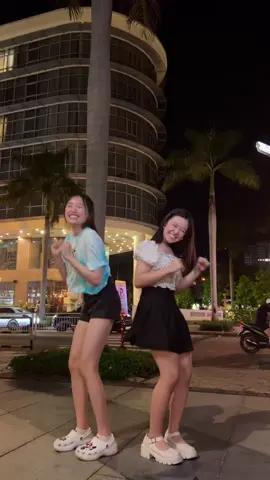 nhún nhún @Lê Huỳnh Bảo Ngọc-Quang