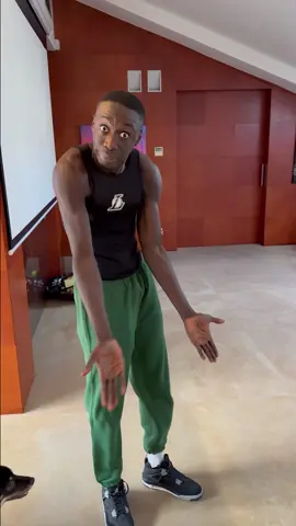 #KhabyChallenge!🤣 Let’s do it and mention me!😛I wanna see you all doing that #learnfromkhaby  #LearnOnTikTok  @TikTok @tiktok creators @_christlike