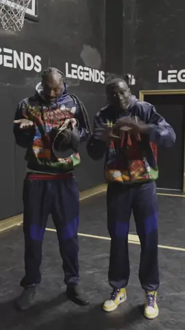 Get ready Uncle @Snoop Dogg, I’ve been practicing! 🤲🏿⛹🏿🏀 #learnfromkhaby #LearnOnTikTok  #snoopdogg