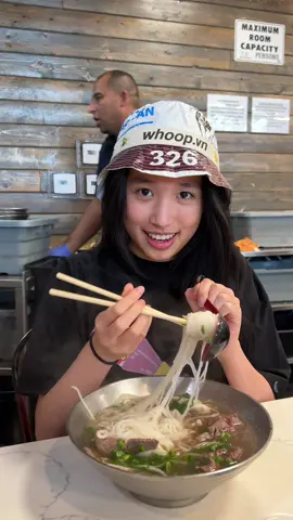 phở bên mỹ kiểu @whoop_vn