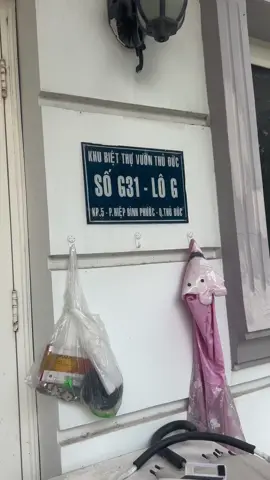 Thầy thống chuyên thay màn hình tivi tại nhà khách ae nào cần liên hệ