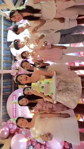 18 tuổi sến