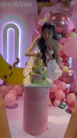 video sinh nhật 18 tuổi đã ra!!