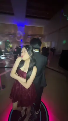 prom phiên bản Stanford