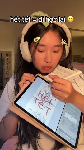 mùng 6 là hết tết rồi huhu