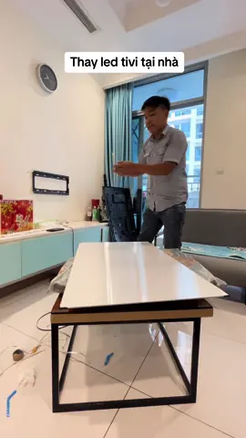Thay led tivi tại nhà #thaymanhinhtivi #suativi #suativihcm #suativitainha #suativisamsung #thayledtivi #thayledtivi #xuhuongtiktok