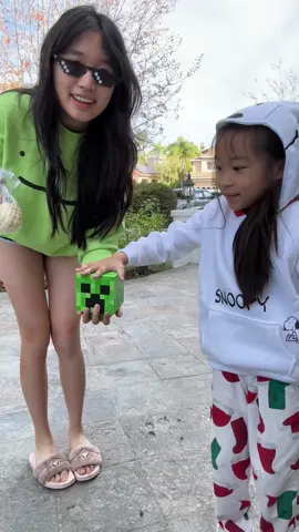 trúng creeper vàng ko?