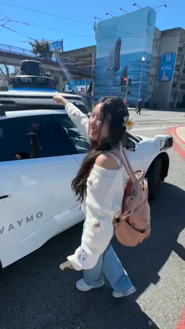xe taxi quá là hiện đại