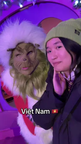 ông già noel chúc các bạn giáng sinh kìa