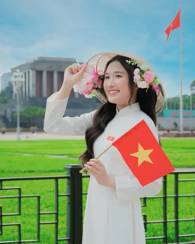 Bộ ảnh Lễ Quốc Khánh 2/9 tại Hà Nội (nhưng chụp từ tháng 6 hehe)
