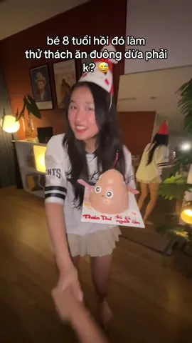 bà thiên thư 18 tuổi rồi đó