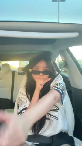 hôm nay cosplay làm rapper