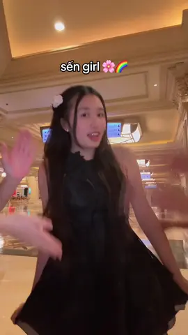 mình đi đâu cũng sến nhất hết 😅