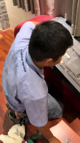 Sửa Tivi Tại Nhà Nghỉ Khu Trung Sơn Bình Chánh Sửa chữa thay thế màn hình tivi Sony, Samsung, LG tại các quận huyện trên nội ngoại thành TP. HCM giá rẻ chuyên…